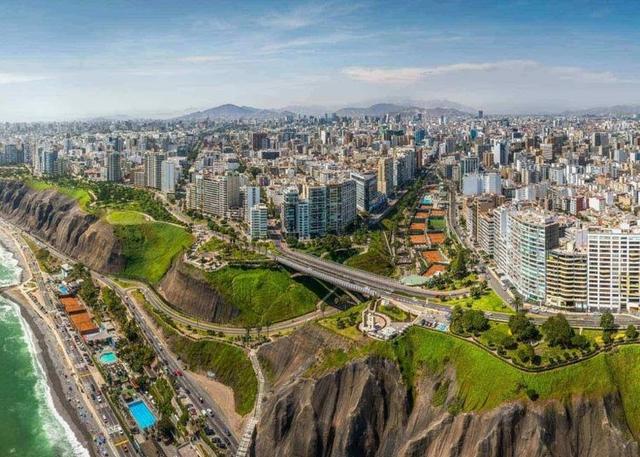 Imagen portada Lima, Cusco y Arequipa: las tres ciudades imperdibles de Perú