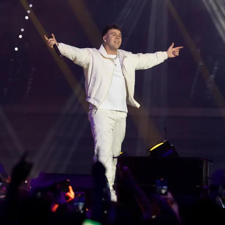 Imagen de Buenas Noches Tour | Quevedo