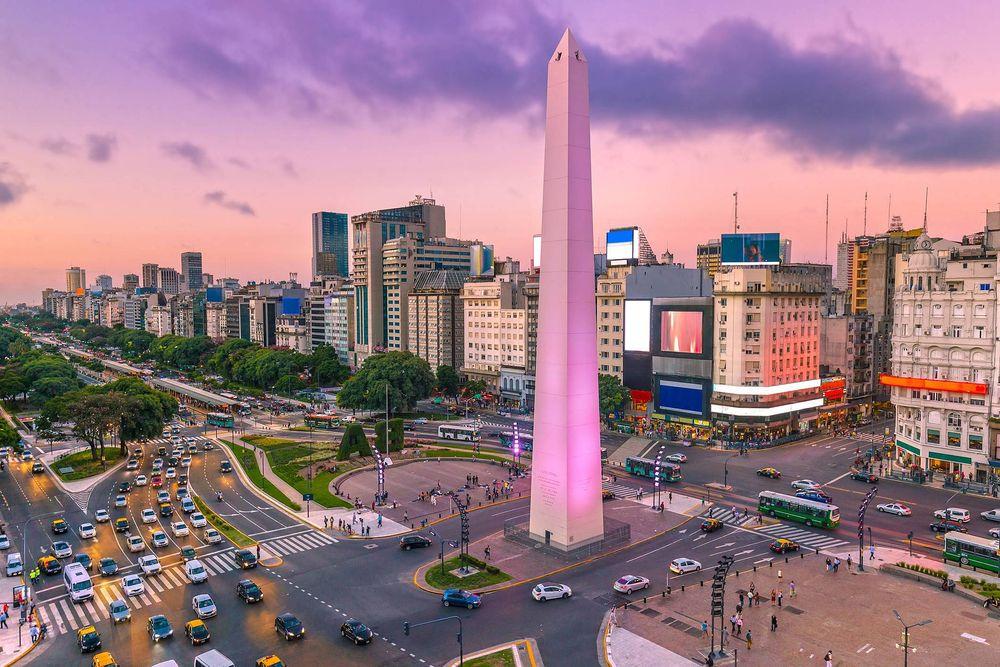 Portada de Los seis principales destinos urbanos para hacer turismo en Argentina
